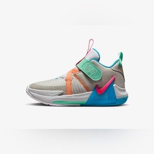 NIKE LEBRON JAMES WITNESS 7 sz 2